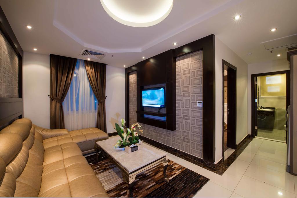 Al Yamama Palace Hotel Suites Рияд Екстериор снимка