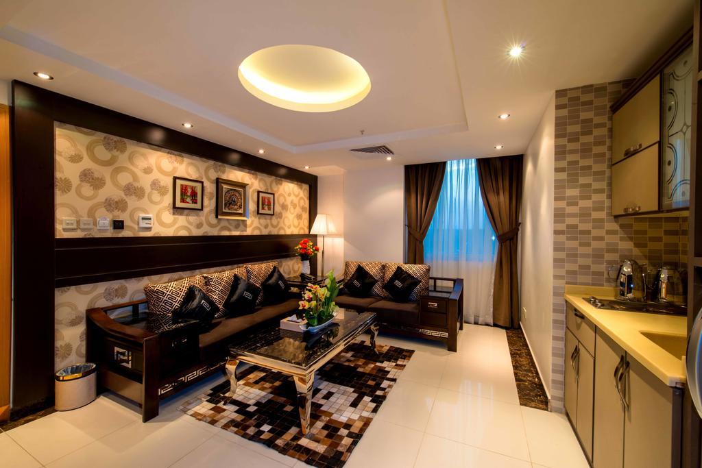 Al Yamama Palace Hotel Suites Рияд Екстериор снимка