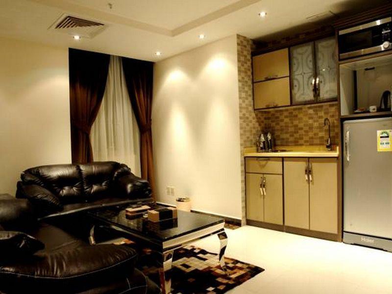 Al Yamama Palace Hotel Suites Рияд Екстериор снимка